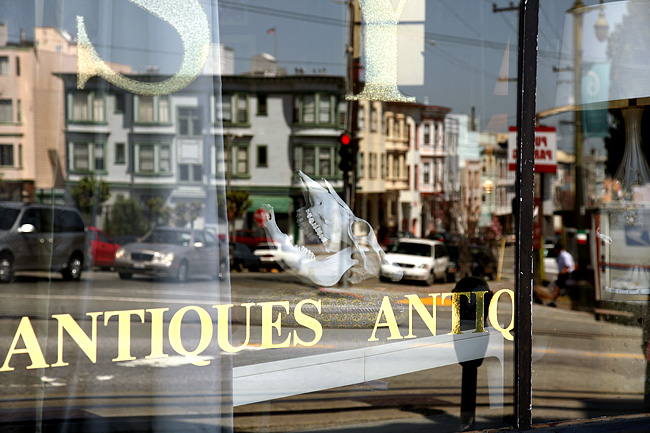 antiques-blog antiques-blog